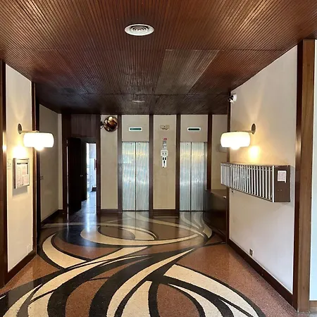 Design District Tortona-solari, Metro M4, Mudec - 2 Bathrooms Apartment Milan