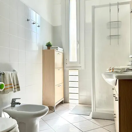 Design District Tortona-solari, Metro M4, Mudec - 2 Bathrooms Apartment Milan